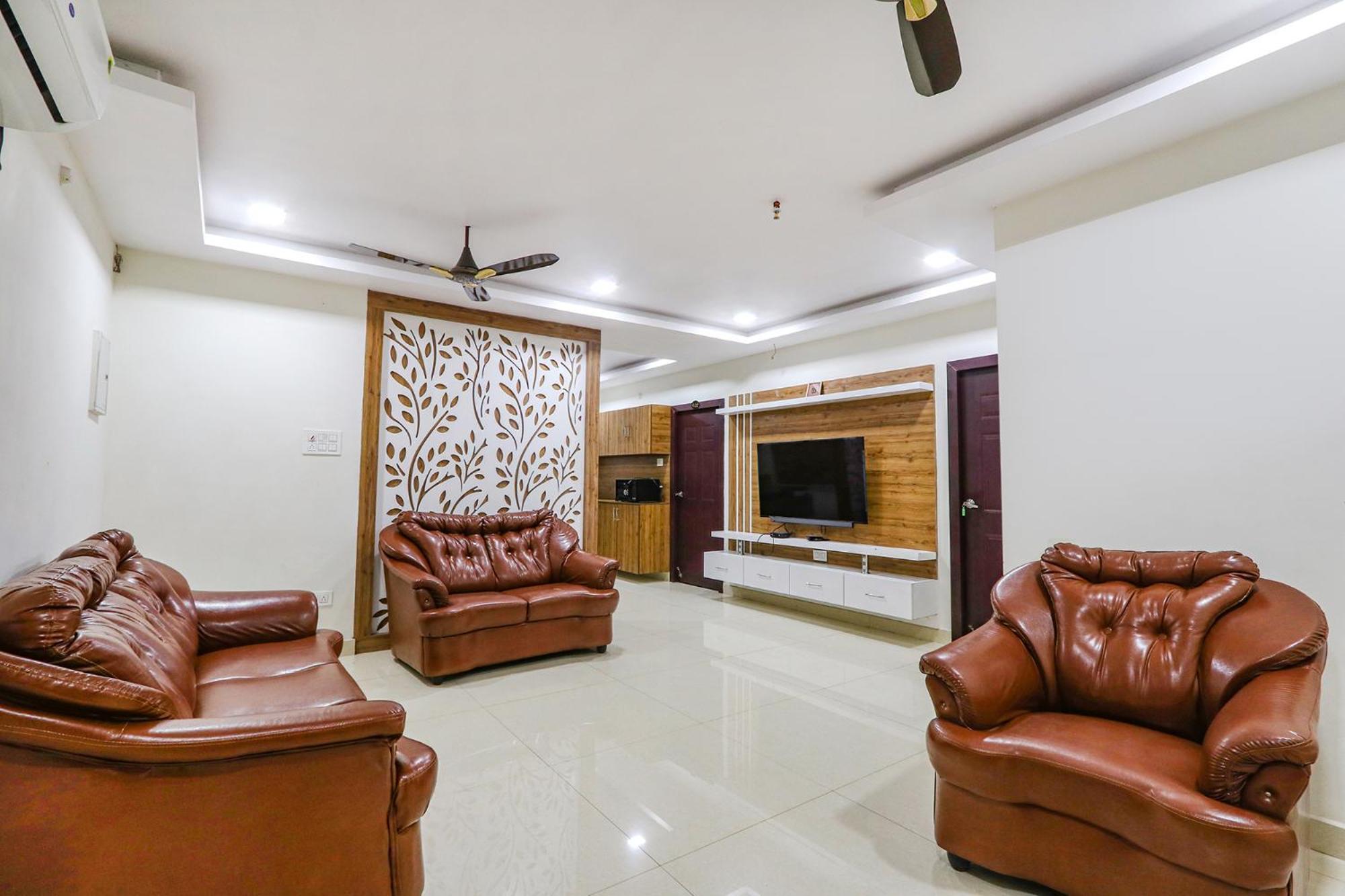 Fabhotel The Sunrise Inn - Nr Gayatri Vidya Parishad College Of Engineering ヴィシャーカパトナム エクステリア 写真