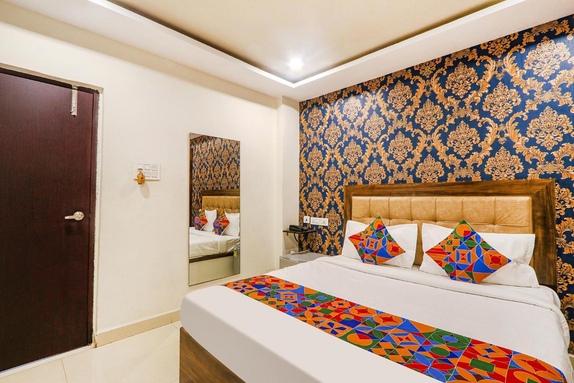 Fabhotel The Sunrise Inn - Nr Gayatri Vidya Parishad College Of Engineering ヴィシャーカパトナム エクステリア 写真