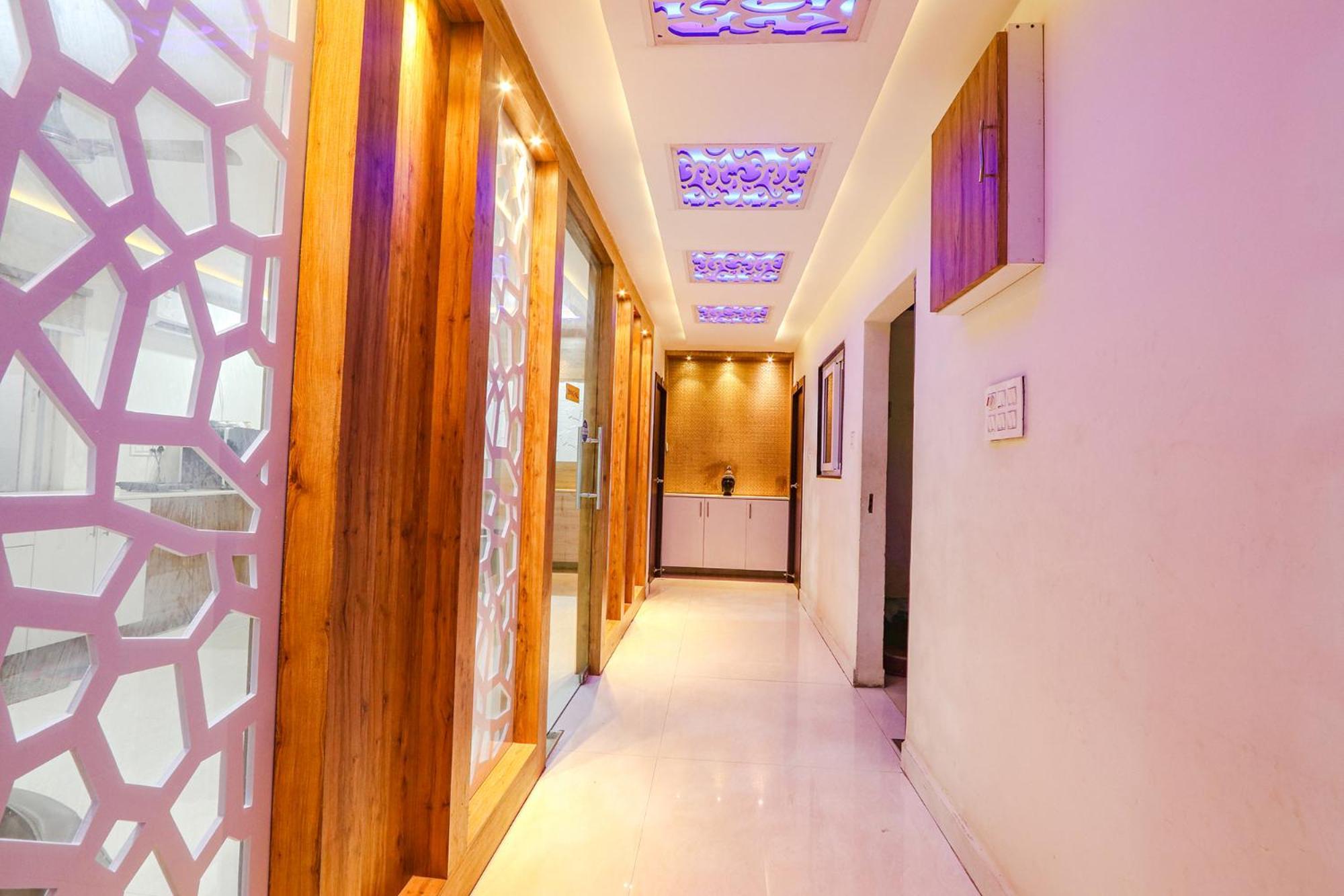 Fabhotel The Sunrise Inn - Nr Gayatri Vidya Parishad College Of Engineering ヴィシャーカパトナム エクステリア 写真