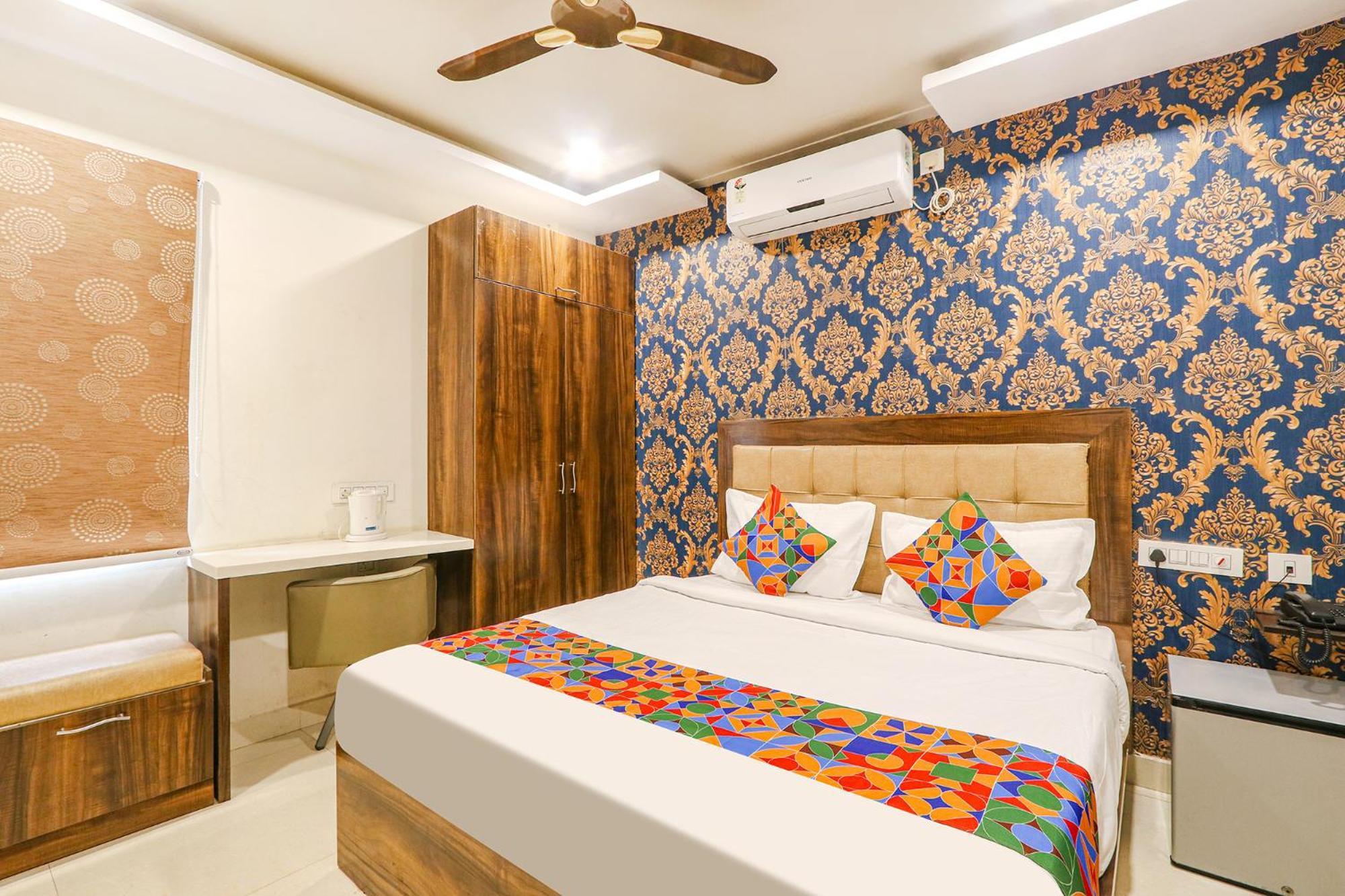 Fabhotel The Sunrise Inn - Nr Gayatri Vidya Parishad College Of Engineering ヴィシャーカパトナム エクステリア 写真