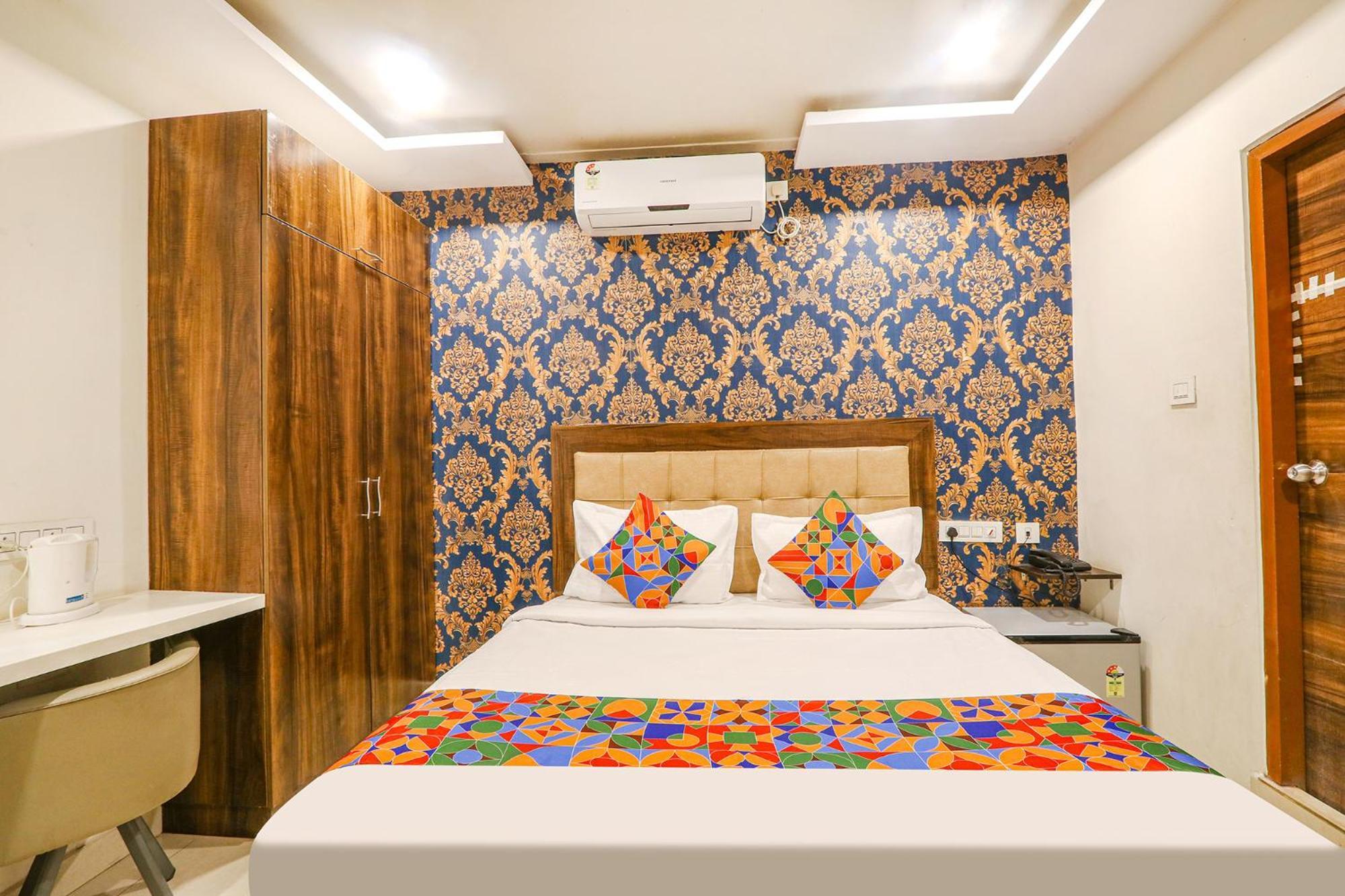 Fabhotel The Sunrise Inn - Nr Gayatri Vidya Parishad College Of Engineering ヴィシャーカパトナム エクステリア 写真